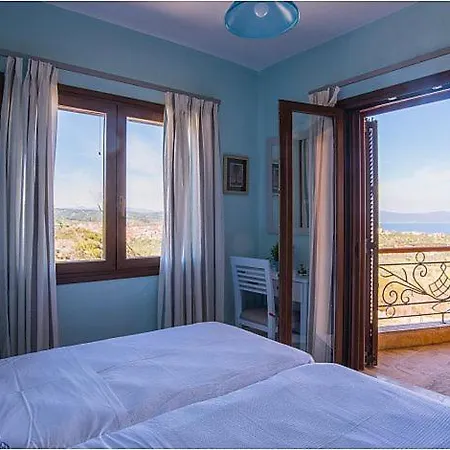 Aether & Gaia Seaview Villas, Agios Nikolaos #feelslikehome Διαμέρισμα Akti Salonikiou